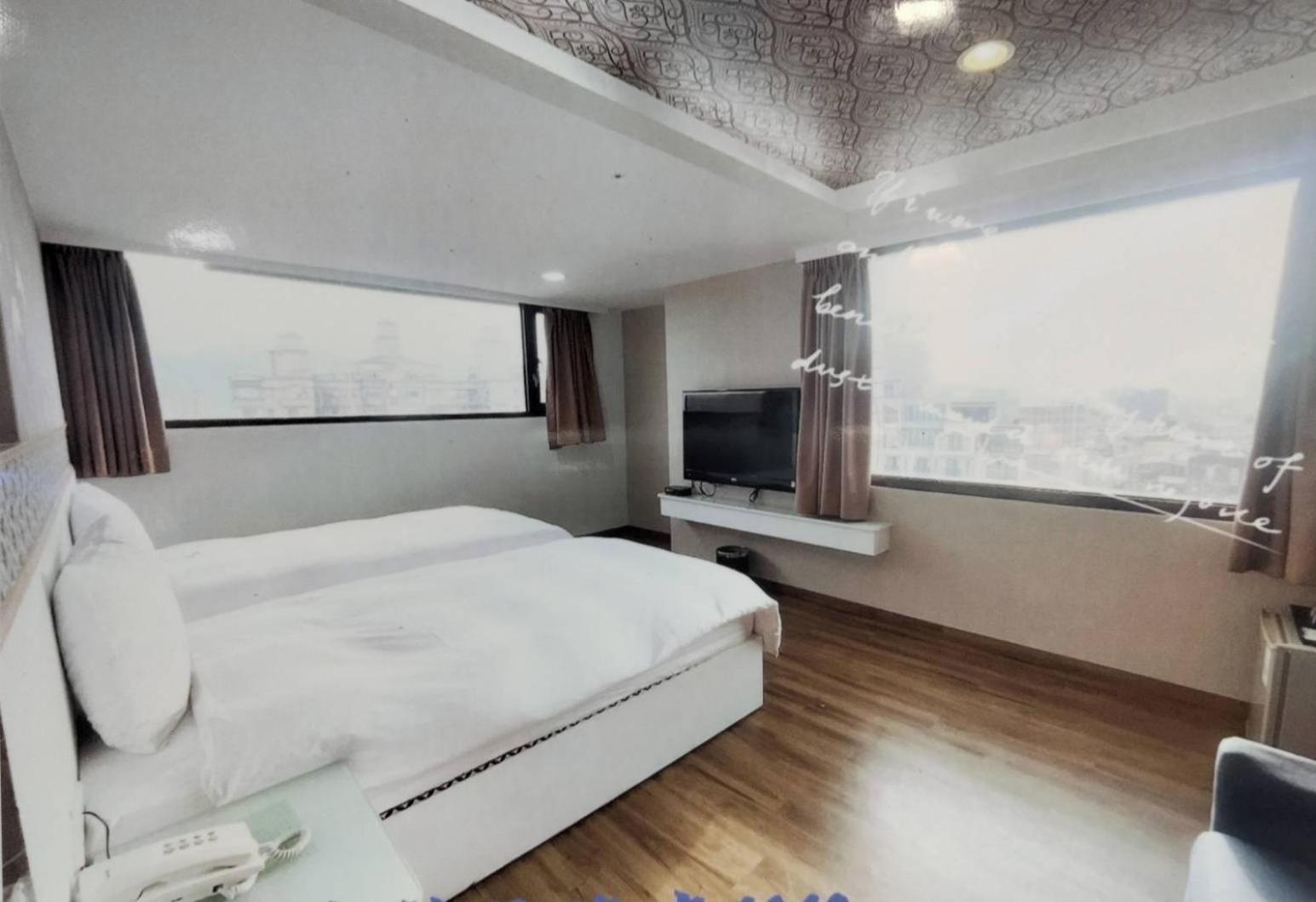 幸福星空時尚旅館 Luodong Exterior foto